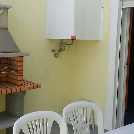 Moradia Com Piscina * Paderne (Faro)
